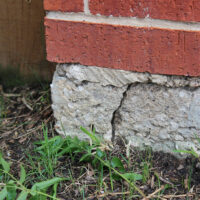 14 warning signs of home foundation problems