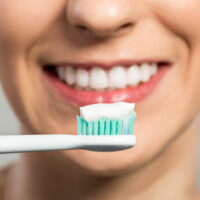 Teeth Whitening Toothpaste &#8211; Tips and Top Picks